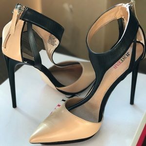 Heels perfect for work or a night out!